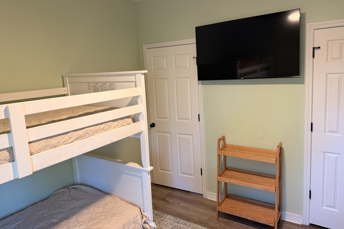 Bunk room