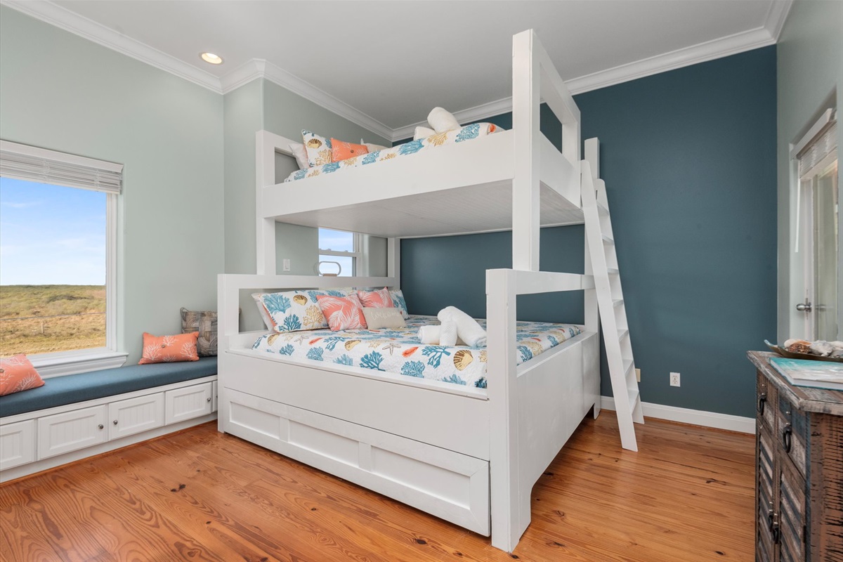 e925154e717345909d7d2a9fee54fda3 Large | Beachhouse | Texas | TX | Vacation Homes | Galveston | Crystal Beach | Kokomo | Breezy Days | Beachfront Elegance | Sunrise Serenity | Southern Sands Property Management, LLC