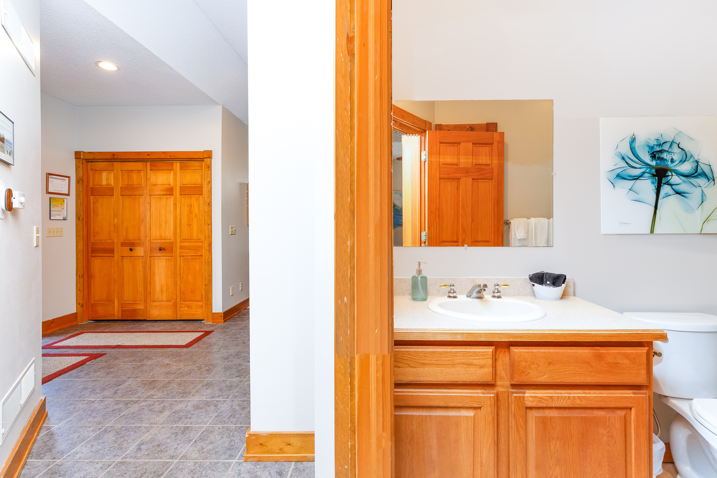 Bathroom on main level -- shared with King bedroom directly adjacent