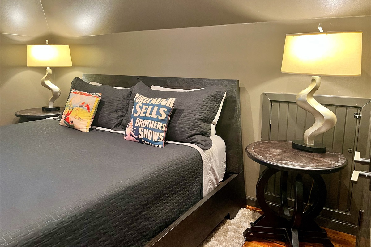 Rear bedroom: California King Bed