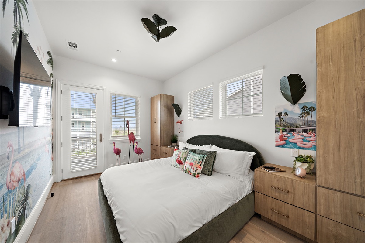 e972be45df7440458c34db793bee71ac Large | Beachhouse | Texas | TX | Vacation Homes | Galveston | Crystal Beach | Kokomo | Breezy Days | Beachfront Elegance | Sunrise Serenity | Southern Sands Property Management, LLC
