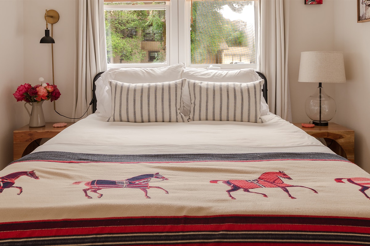 Guest bedroom