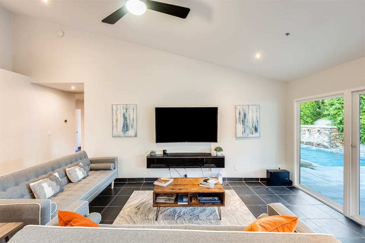 Meadow Hill · Dynamic Modern Home in N S — Meadow Hills in North Scottsdale / Heated Pool, Scottsdale, Arizona — photo 8