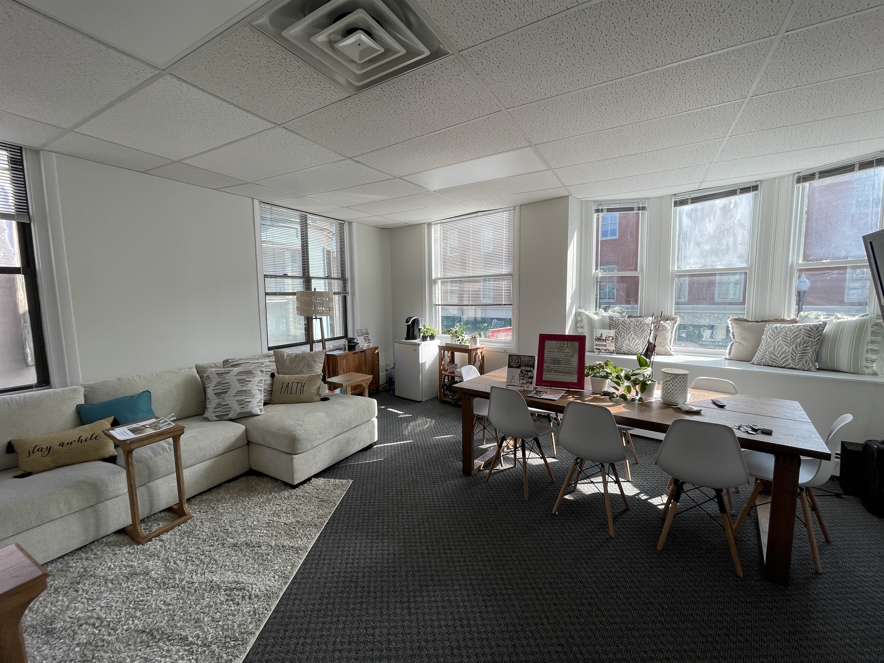 Common Room (Wellness Suite)