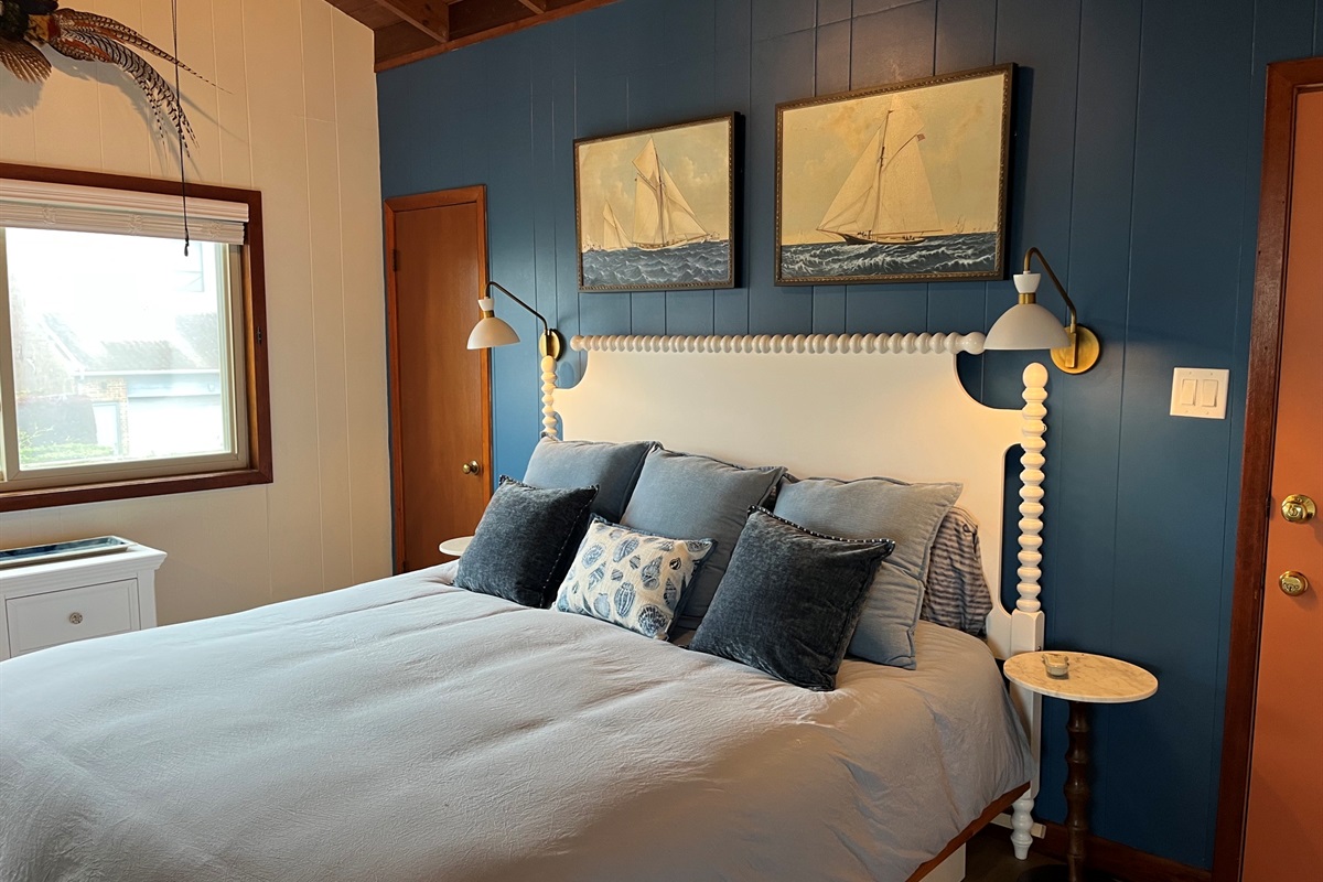 King size bed in the master bedroom