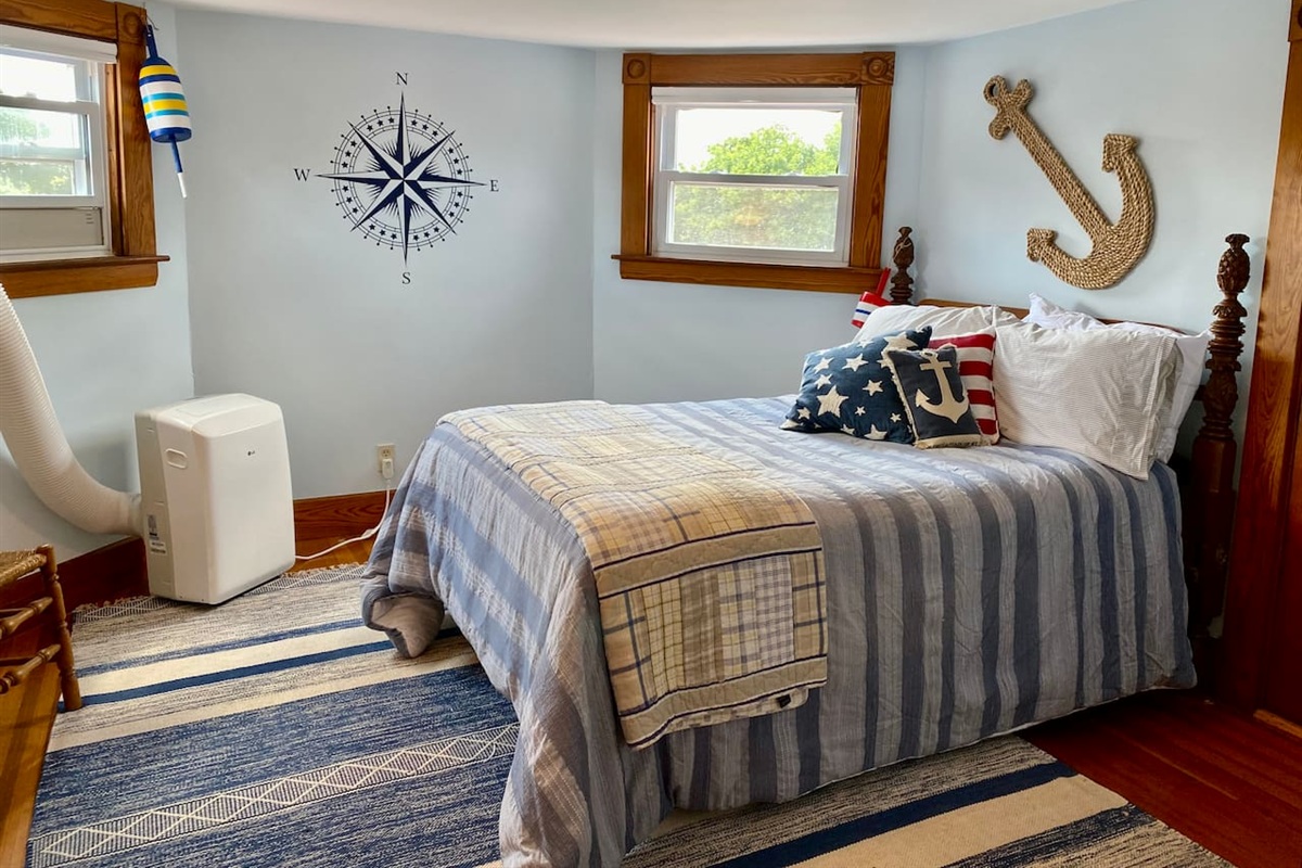 Final bedroom on third floor