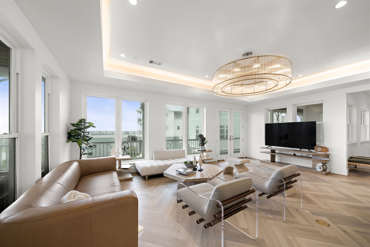e99fbdef2736485a81b3bb1e44a310ae Large | Beachhouse | Texas | TX | Vacation Homes | Galveston | Crystal Beach | Kokomo | Breezy Days | Beachfront Elegance | Sunrise Serenity | Southern Sands Property Management, LLC