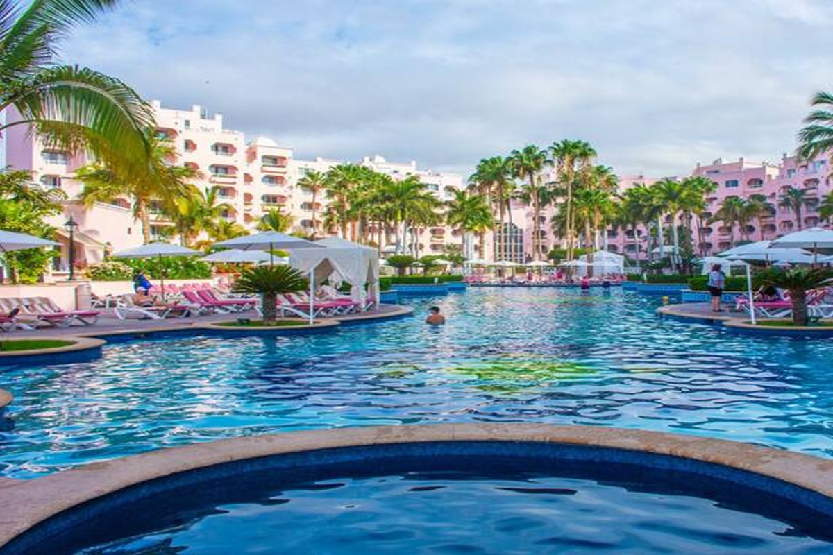 Pools and Beach at Pueblo Bonito Rose, Vacation Travel Exclusives
