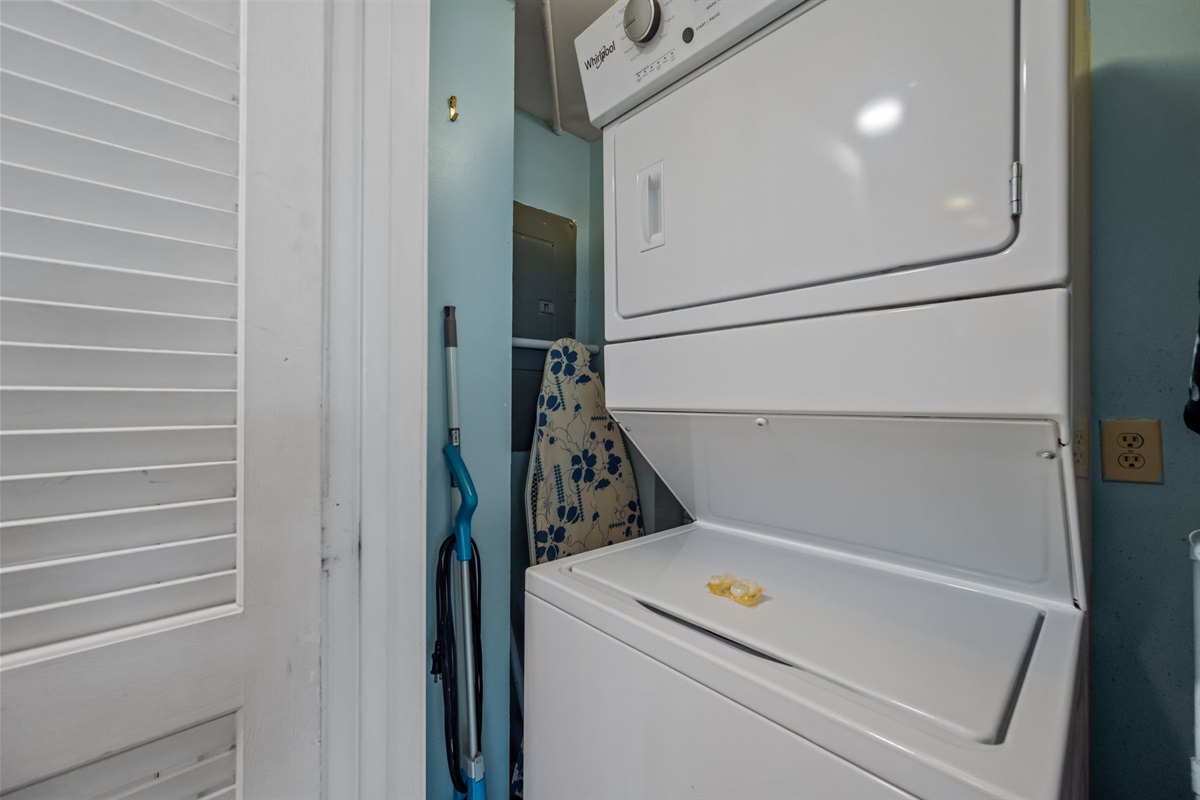 Stacked washer and dryer for easy stays