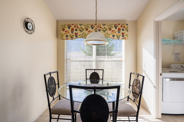 Kitchen Dinette