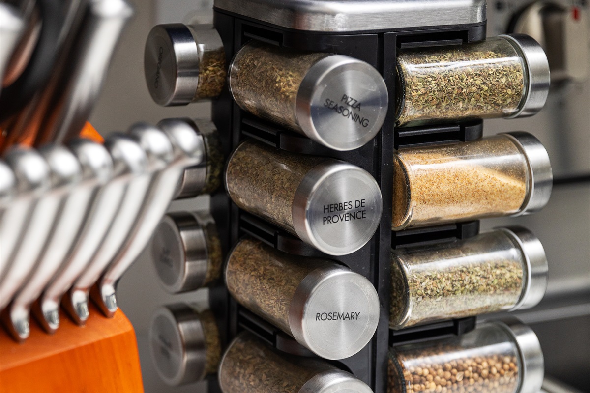 Fully equipped kitchen with spices and knives