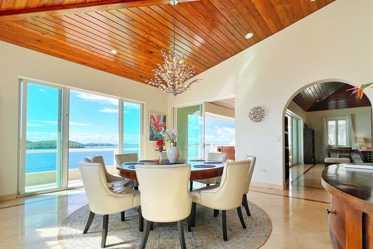 The best seat in the house? Anywhere at this dining table.