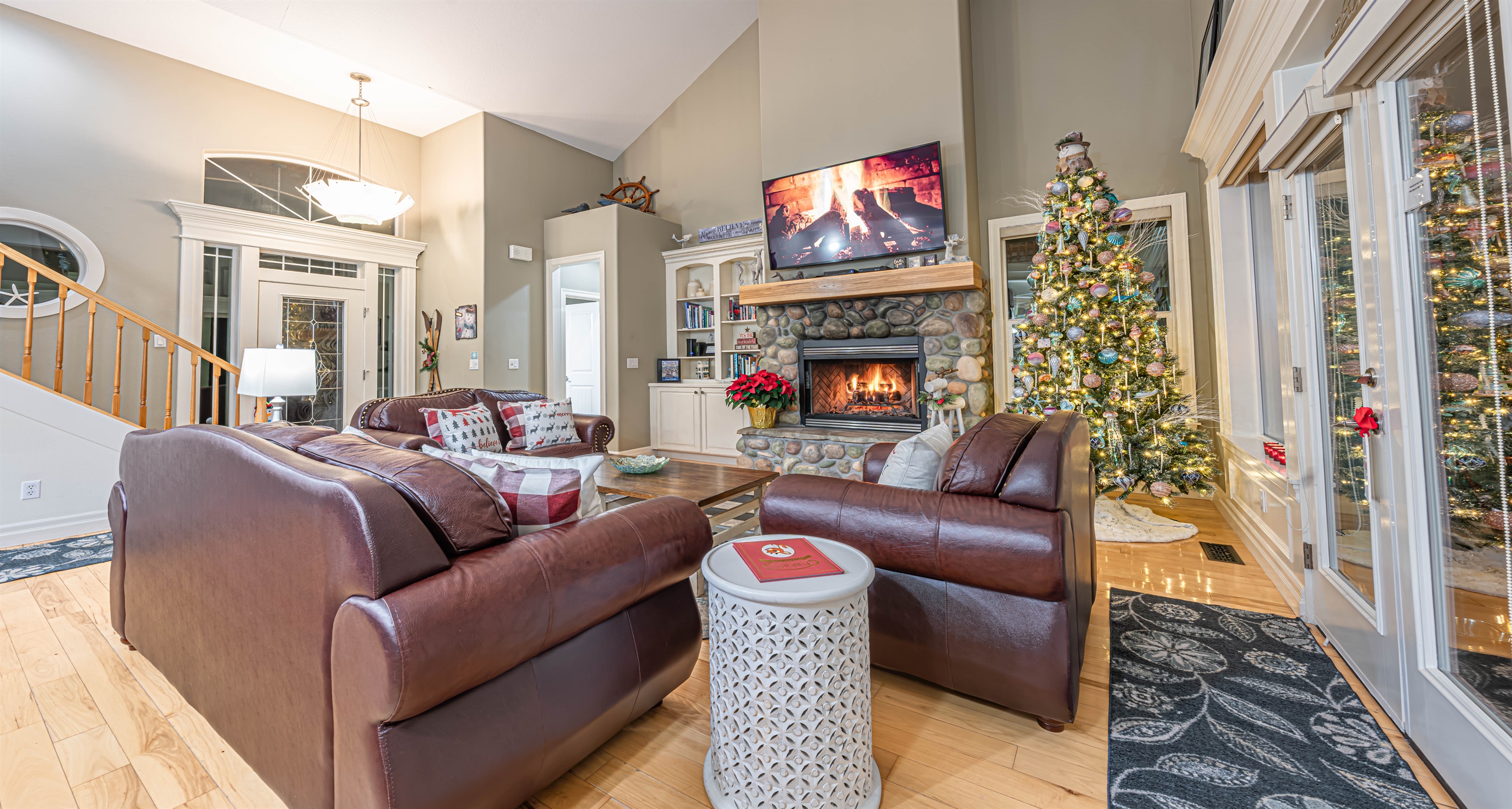 Blue Skye's Beach House is a perfect place to celebrate your Christmas Holiday and create lifetime memories!