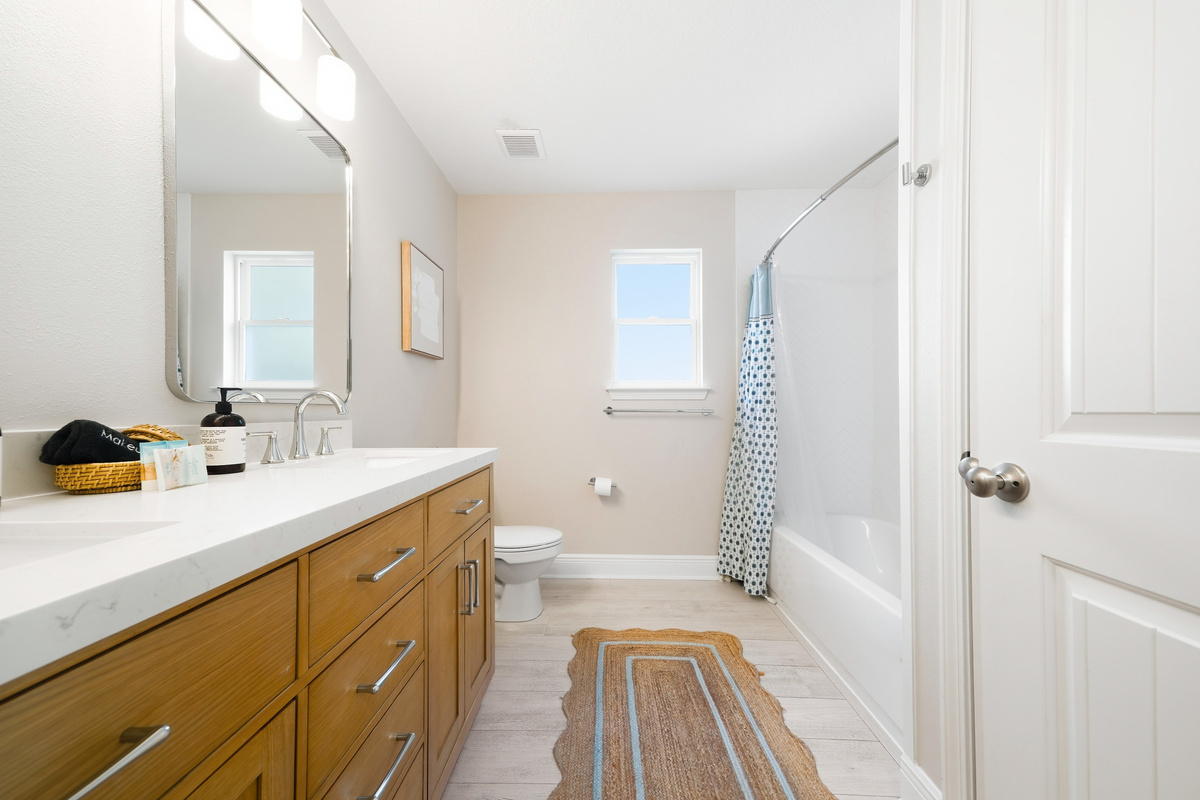 double vanites in secondary bathroom