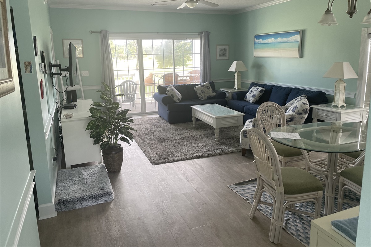 Living Room/Dining Room