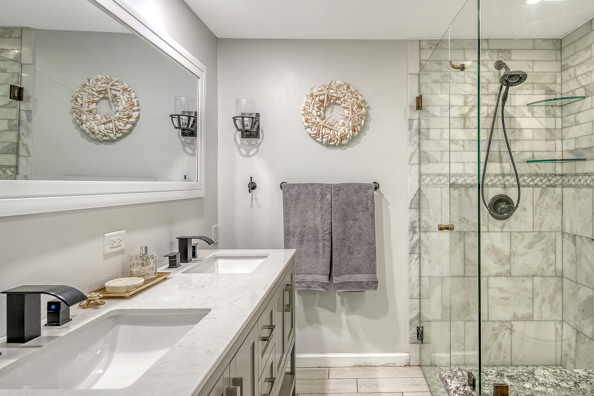 Primary Ensuite 