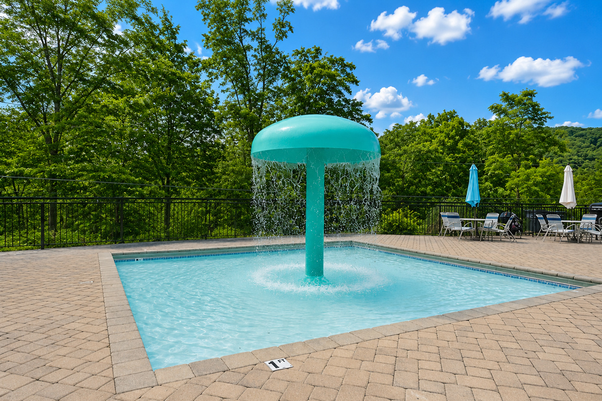 Chalet Village Kiddie Pool