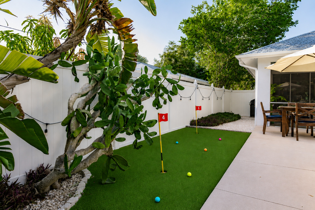 2 putting greens with 4 hole putt putt surrounding the pool and hot tub