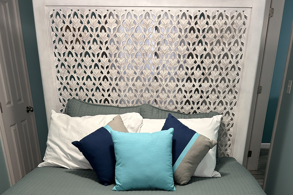 Queen Bed