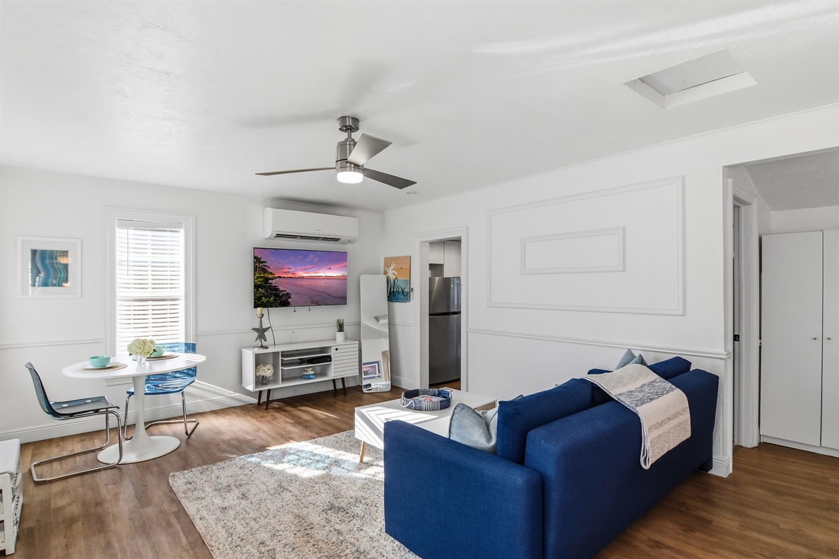 Paradise Breezes Cottage House, space to relax at the Cottage