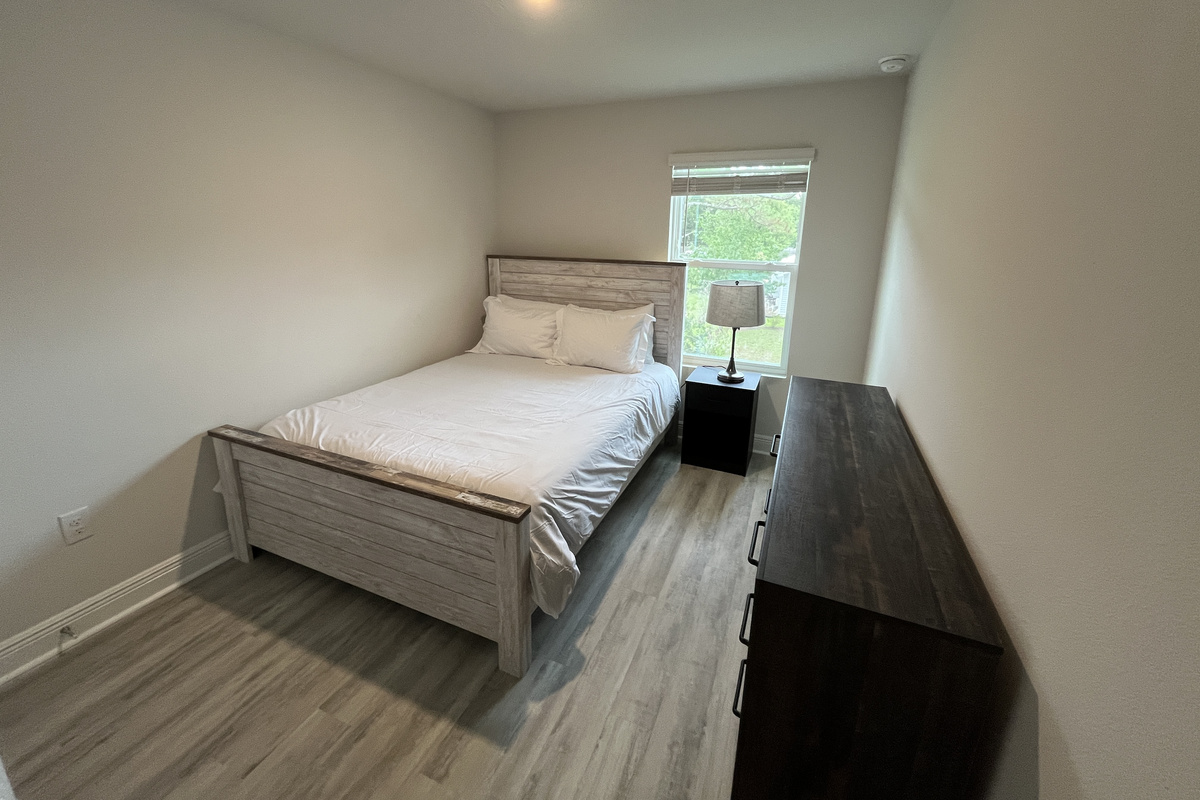 Queen bedroom