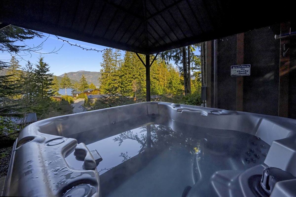 New Private covered Hot Tub