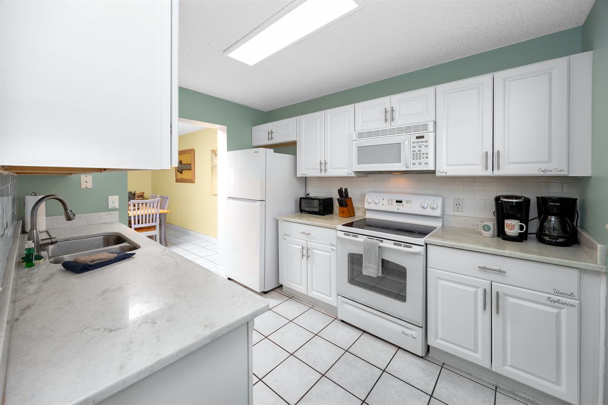 Fully Stocked Kitchen