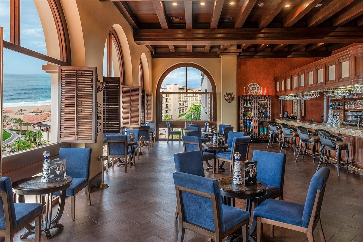 Dining at Pueblo Bonito Sunset while staying at Montecristo, Vacation Travel Exclusives