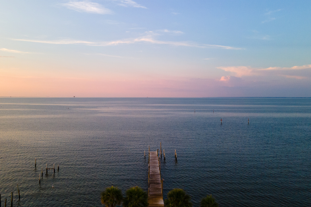 150 Ft Pier for fishing, crabbing or just watching wildlife