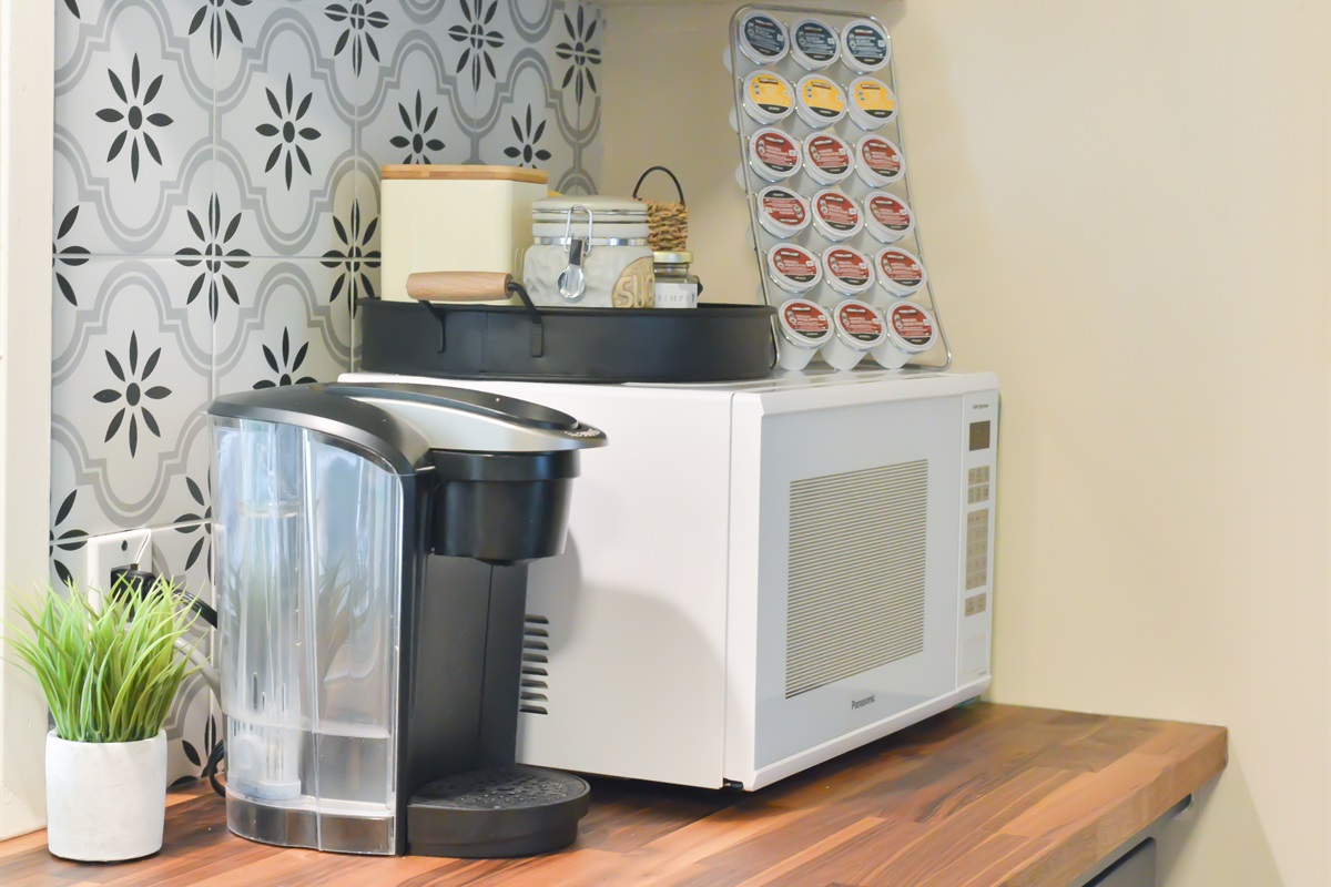 Coffee station with Keurig and drip options