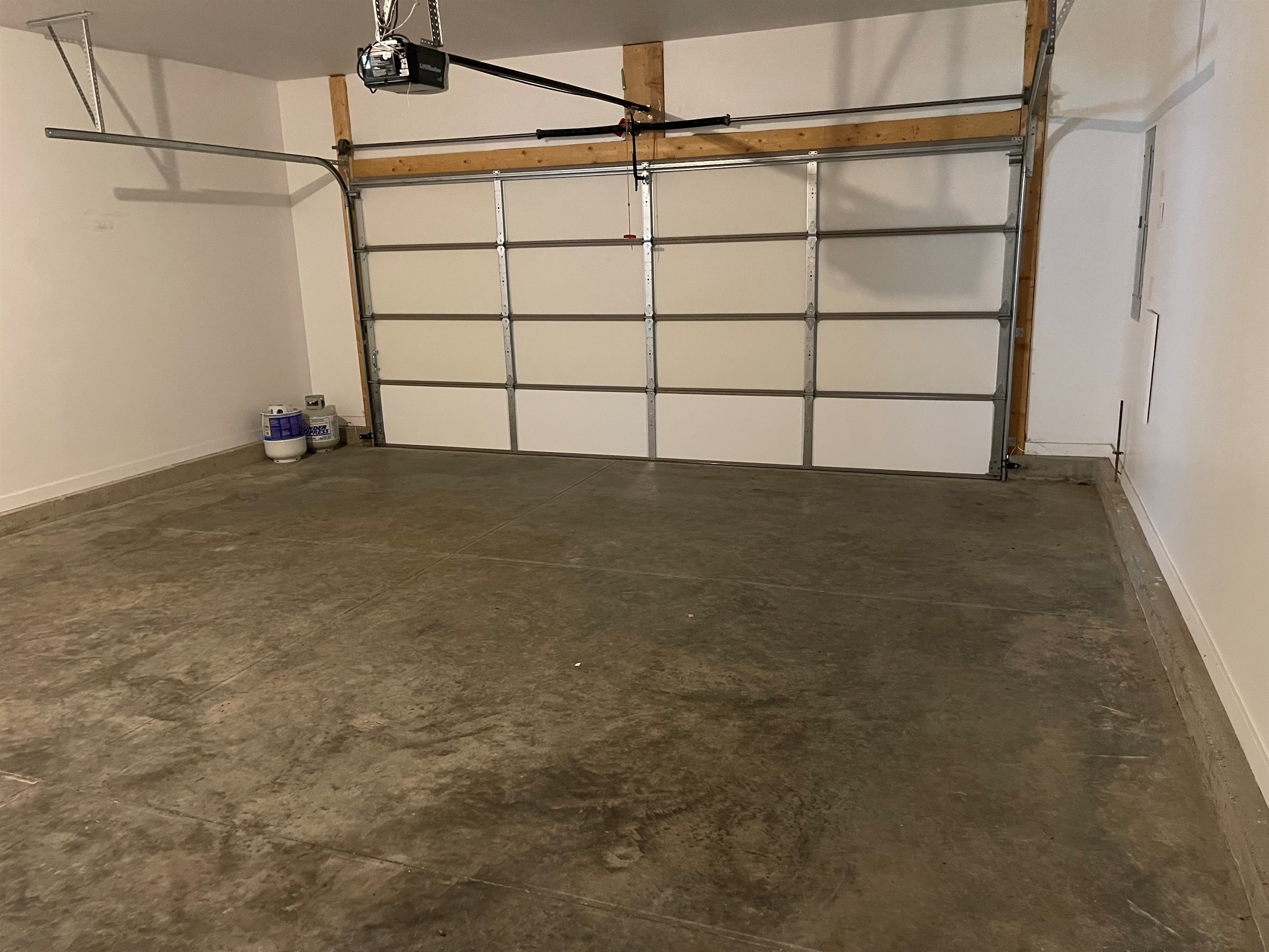 2-car garage