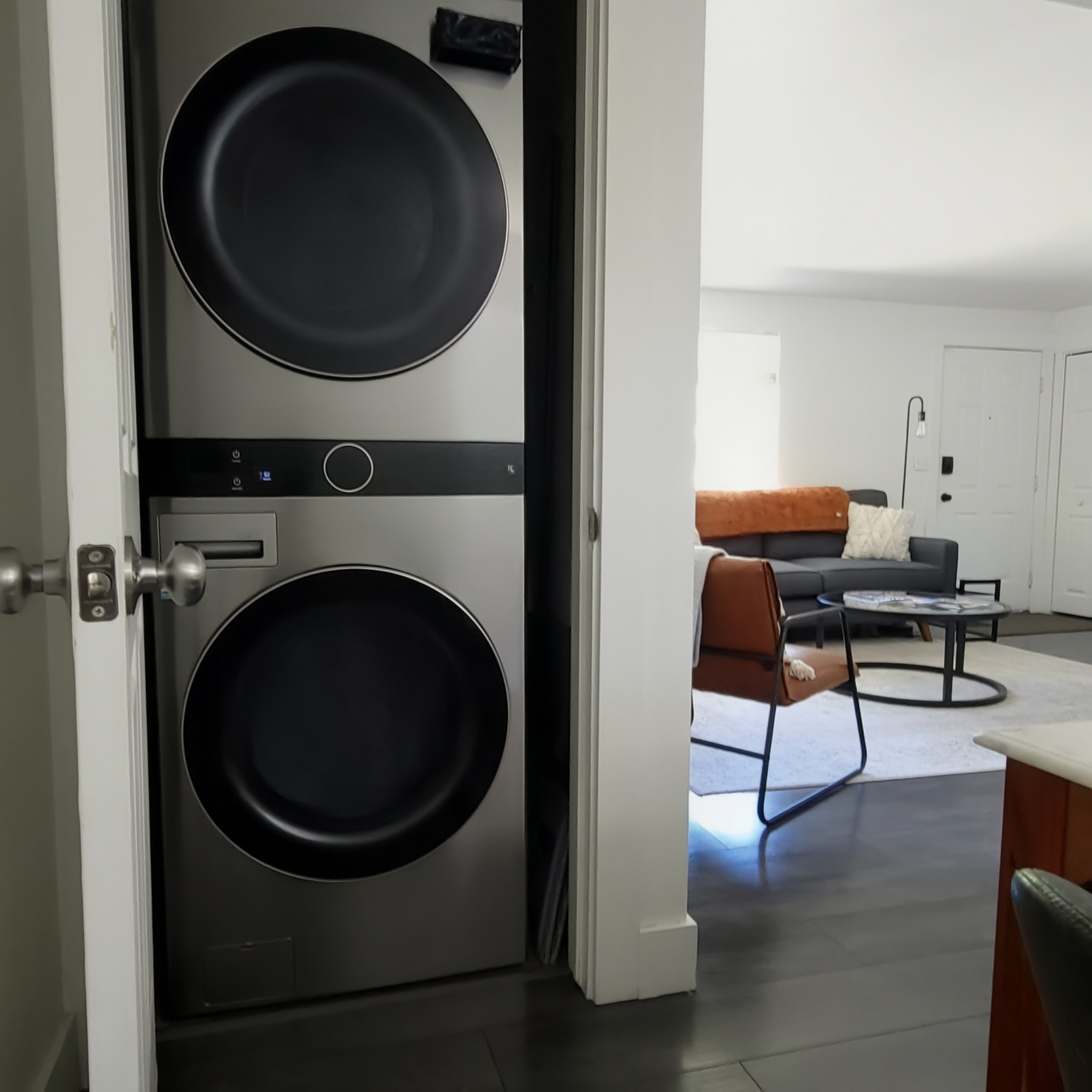 Washer and dryer, free to use anytime. 