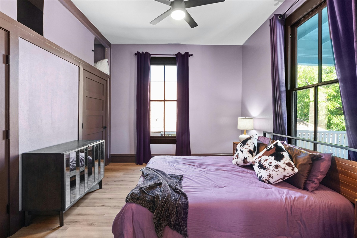 comfy queen beds, black out drape curtain