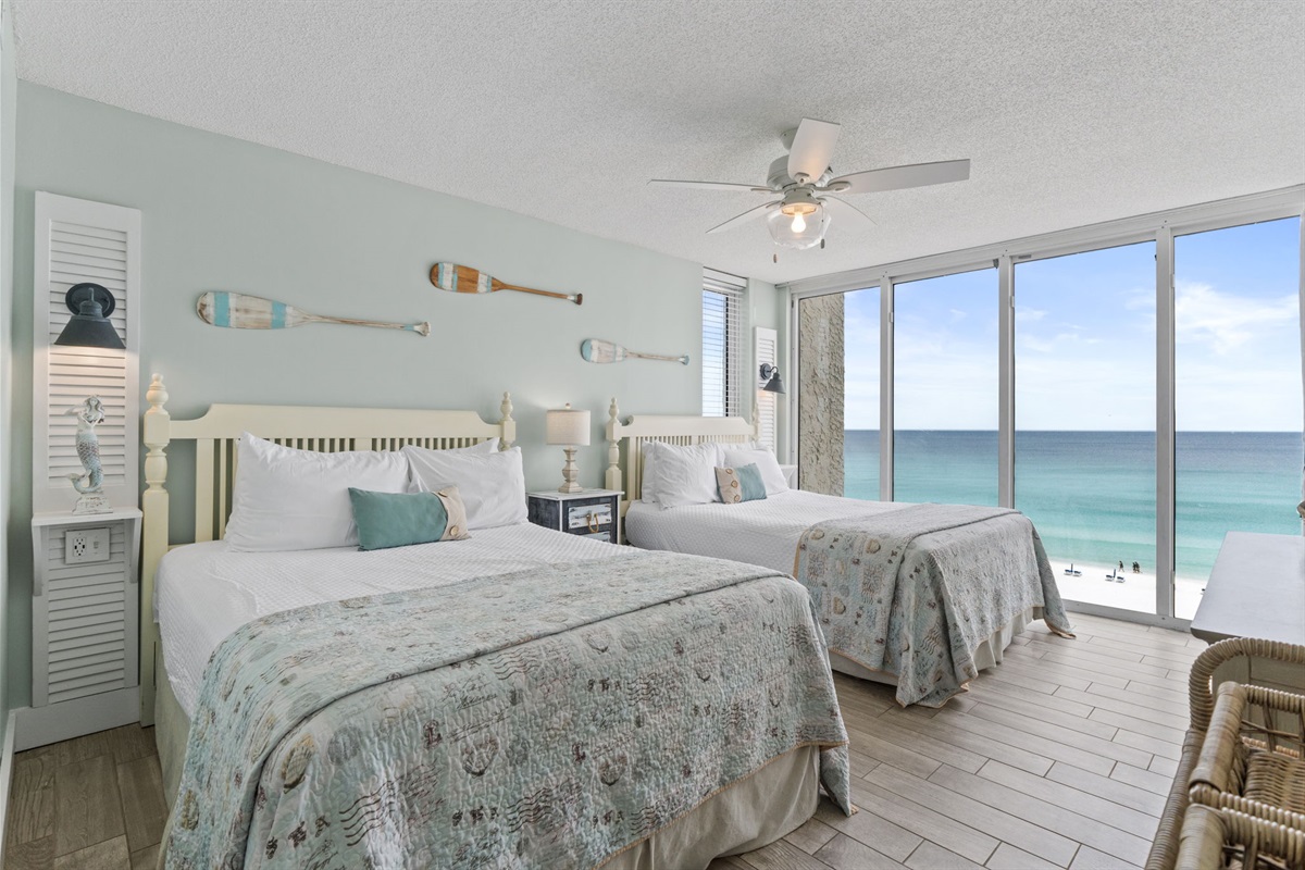 Bedroom 3 with 2 Queen Sized Beds