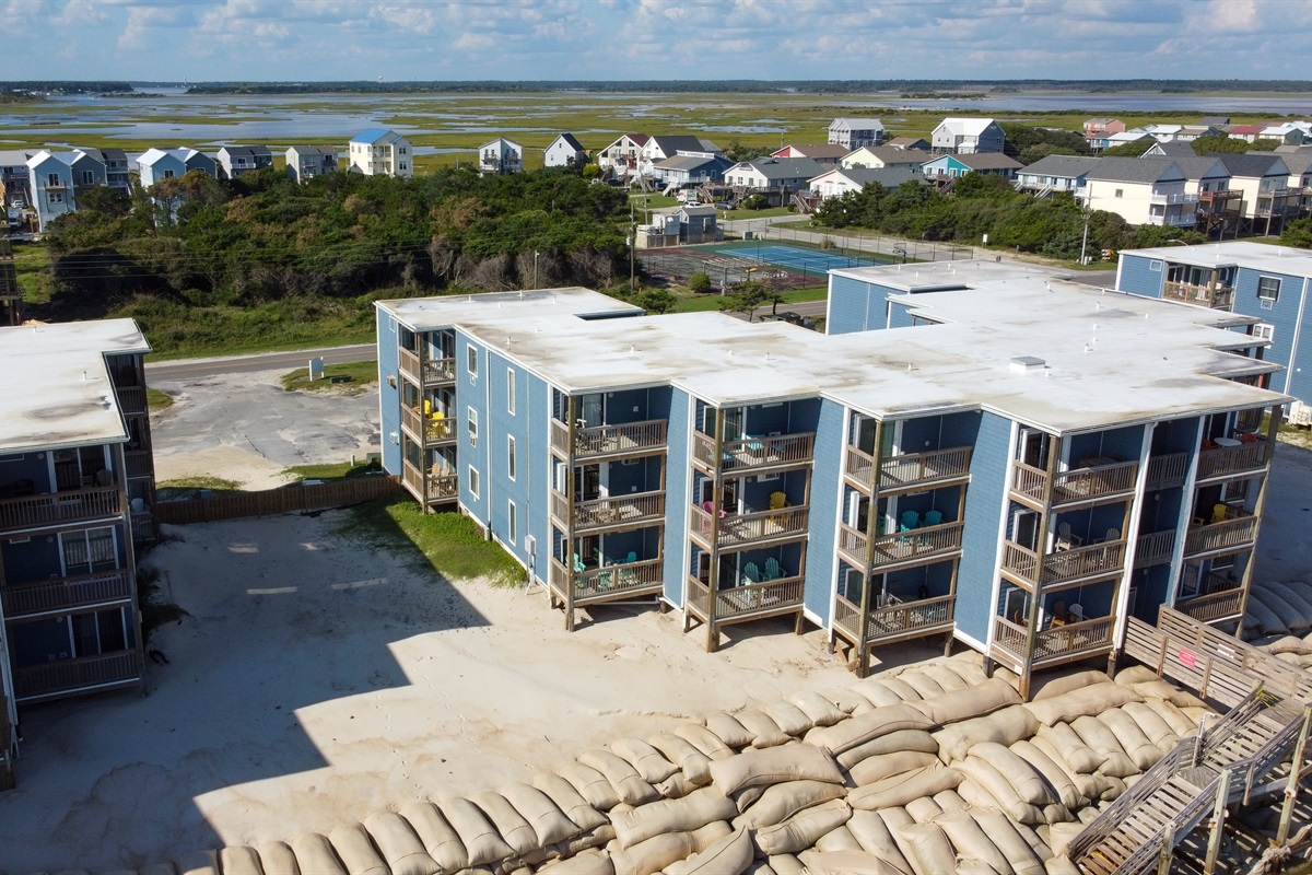 A bird&rsquo;s-eye view of the condo
