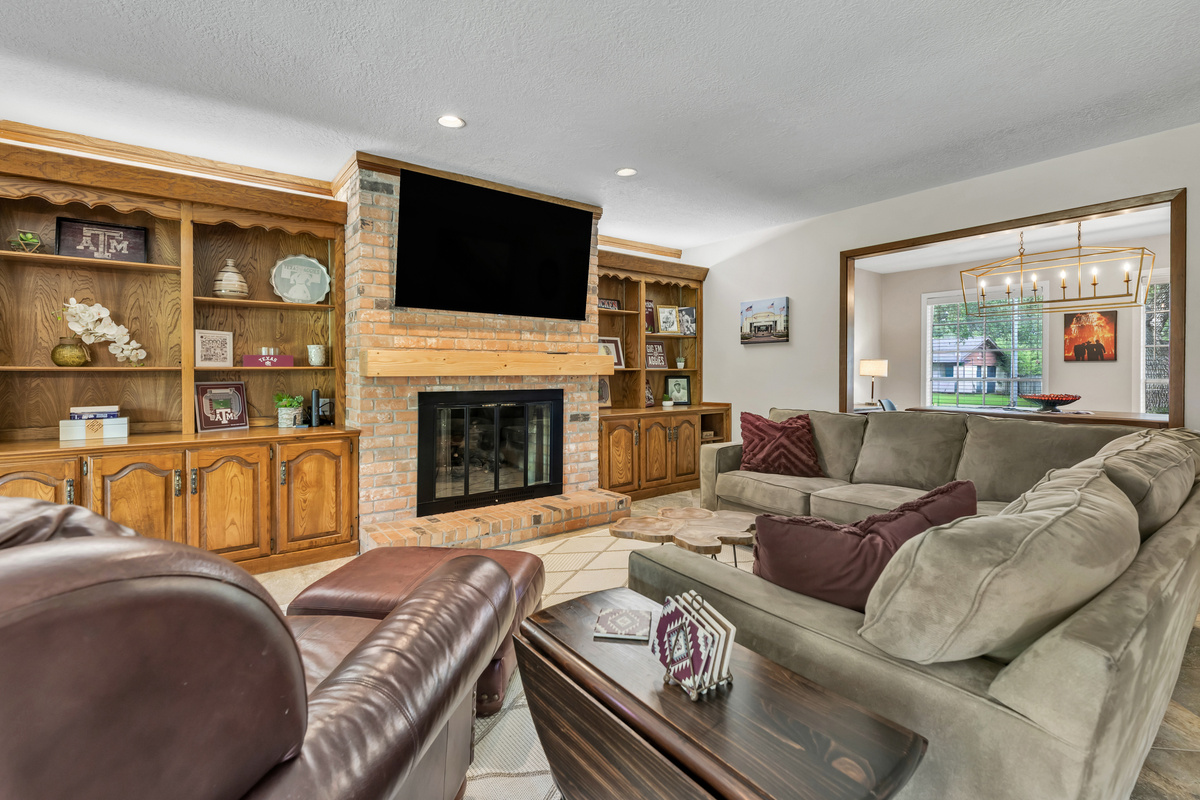 Relax in your open floor plan living space with extra comfy furniture.