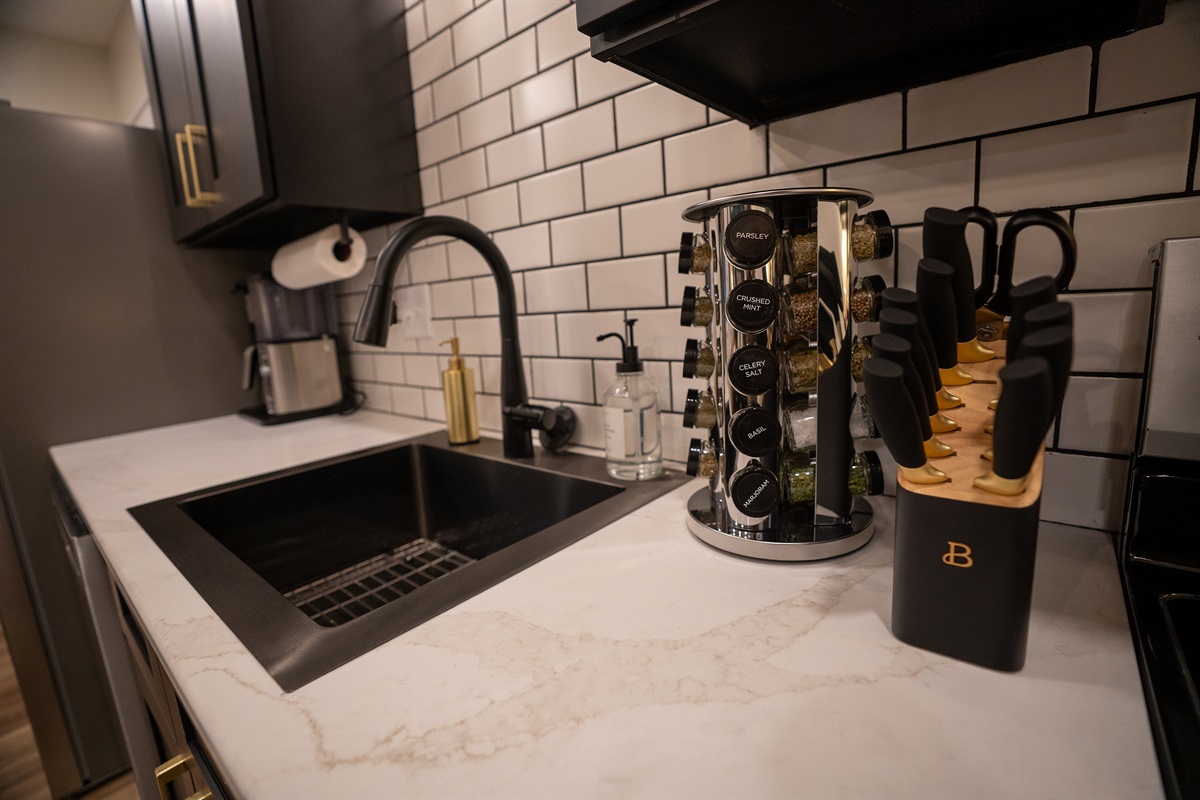 Just bring the groceries-!