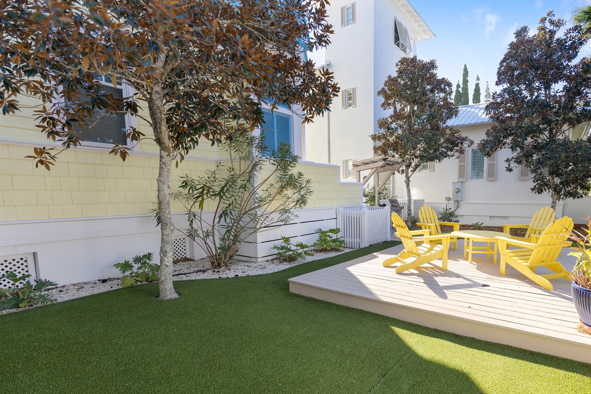 Plenty of space for back yard fun!