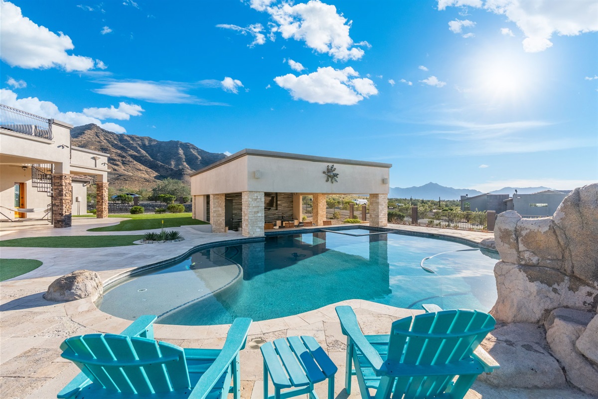 Private pool oasis with spa and mountain views — enjoy peaceful mornings or glowing evening swims under the stars ✨