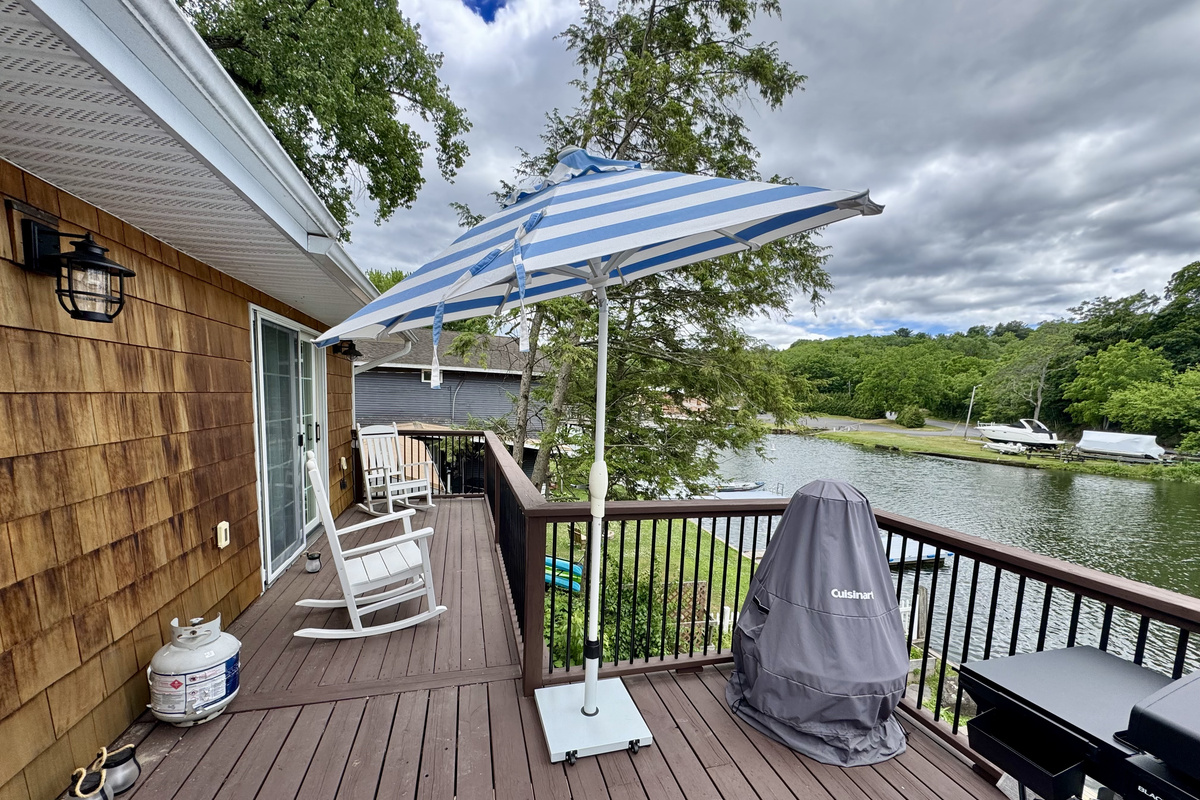 Oversized deck overlooking the water