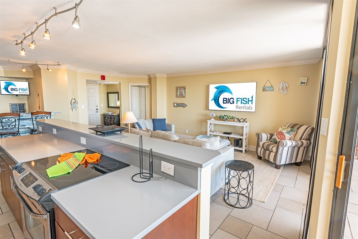 Full-Sized Kitchen