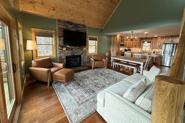 Great Room, Fireplace, 65" TV w/ Sonos
