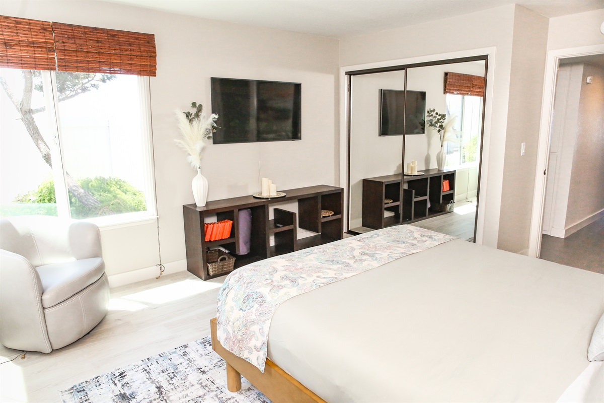 Pines by the sea ensuite bedroom with queen bed
