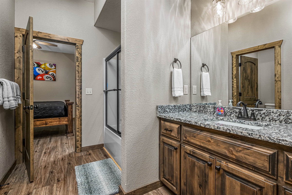 Jack and Jill bathroom connected to King bedroom #3 and bunkroom #1