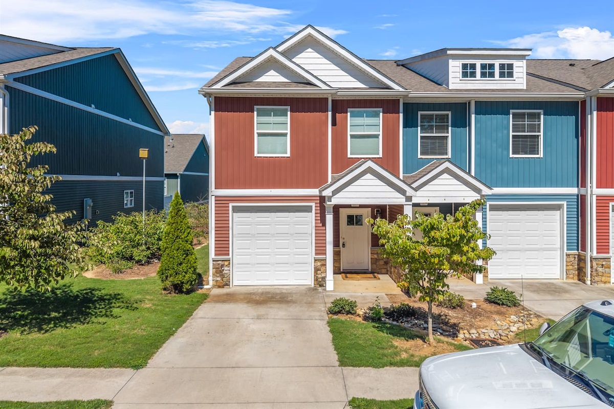 Extra privacy with additional outdoor space and natural light.