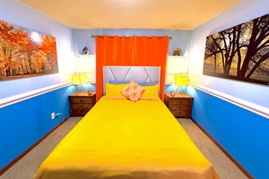 Inviting Room with a Comfortable Queen Bed