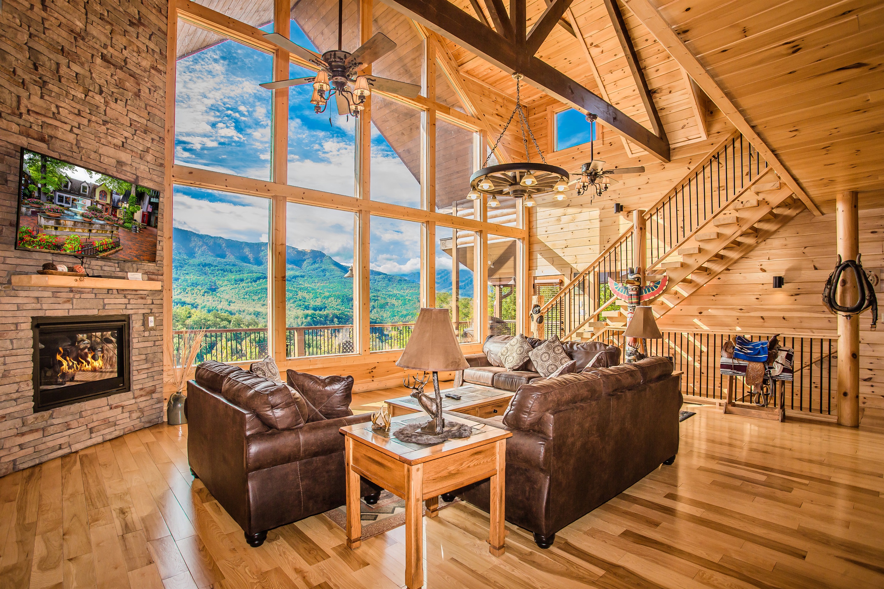 Star Dancer Cabin ✨| Gatlinburg | Mountain Views | Hot Tub | Theater 🍿| Games! 2