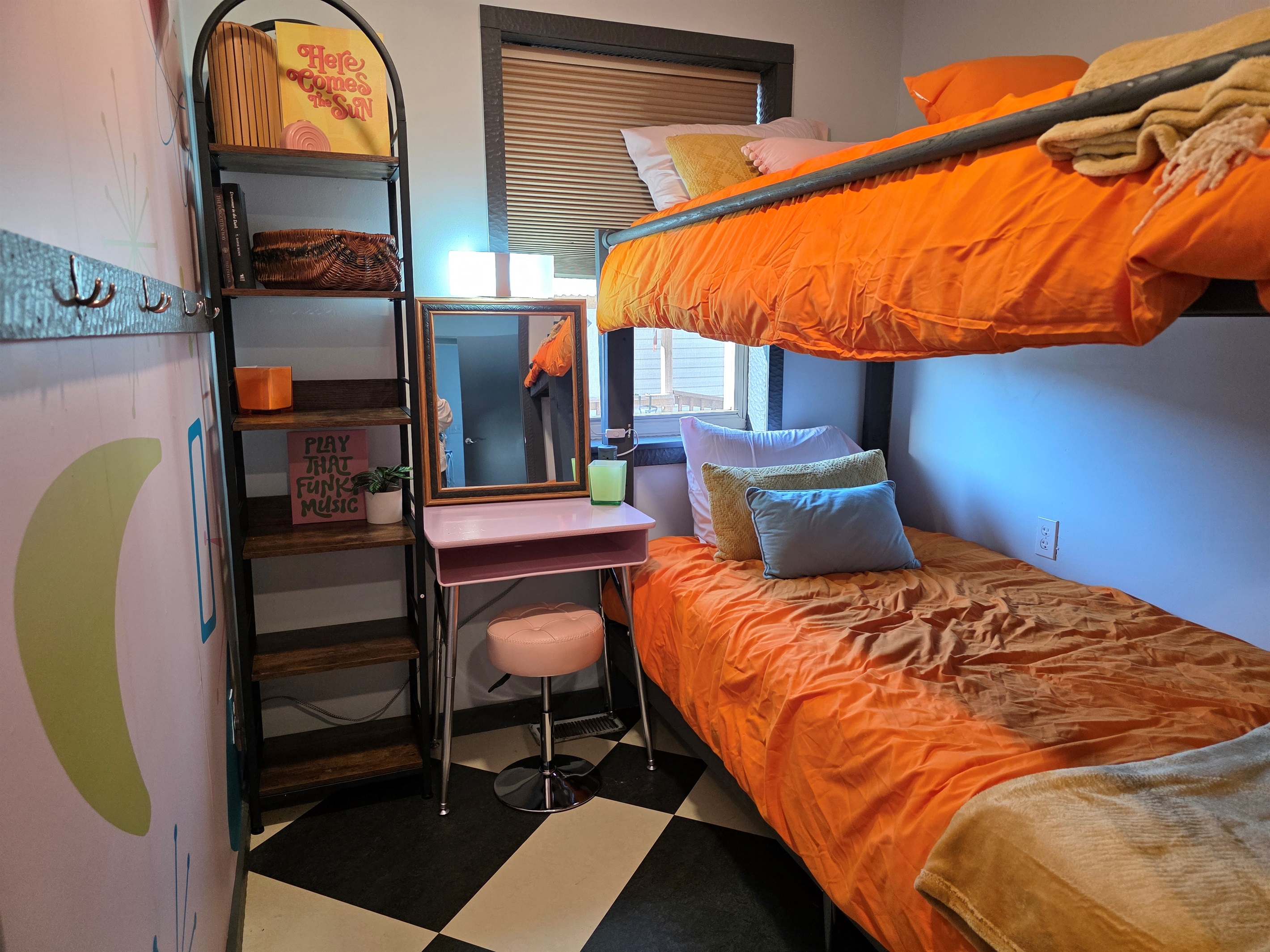 Bunk room with desk/vanity