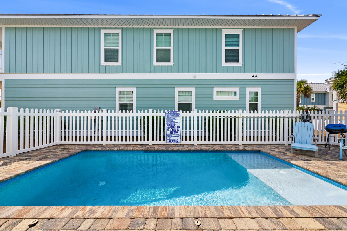 Private saltwater pool with optional add on heat—perfect for year-round stays