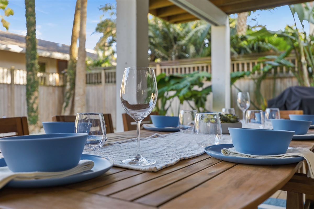 Dine al fresco and enjoy the ocean breeze